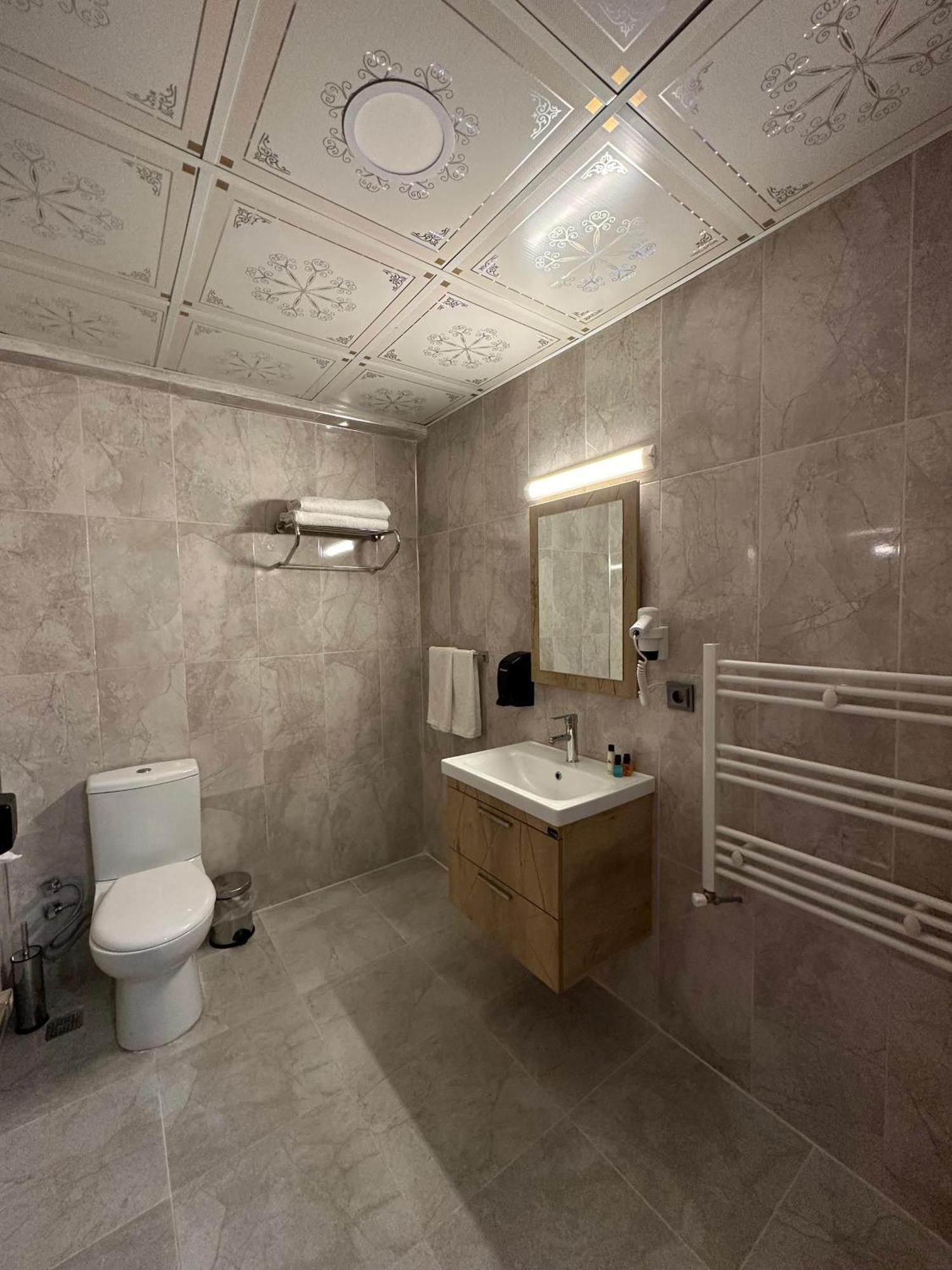 Orient Hotel Van Ngoại thất bức ảnh